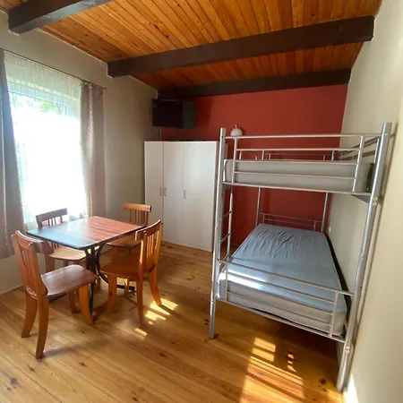 Rozane Wzgorze Ośrodek wypoczynkowy *